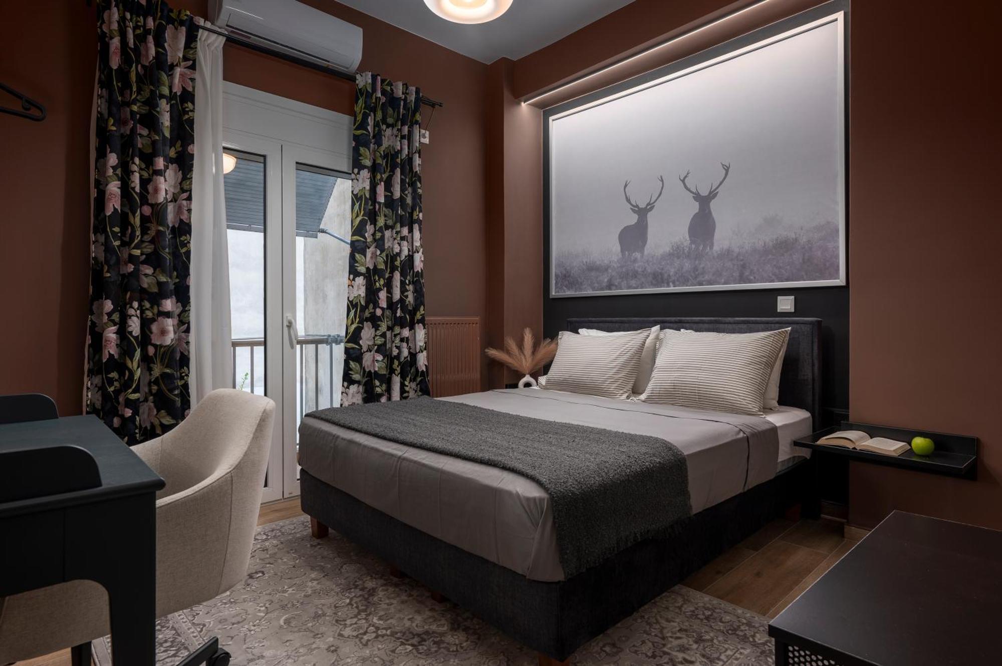 200m From Metro Station & Near Acropolis Hill Apartment Athens